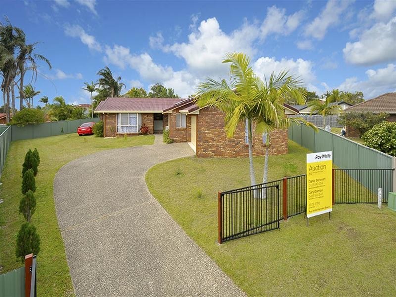 8 Twin Oaks Place, Varsity Lakes QLD 4227
