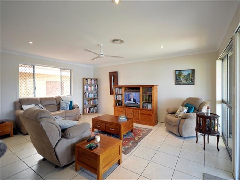 58 Honeyeater Drive, Burleigh Waters QLD 4220