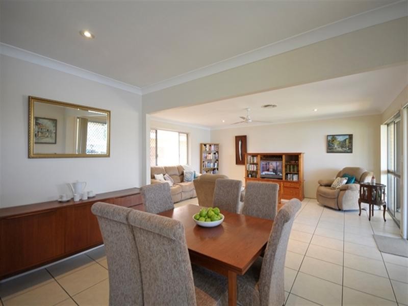 58 Honeyeater Drive, Burleigh Waters QLD 4220