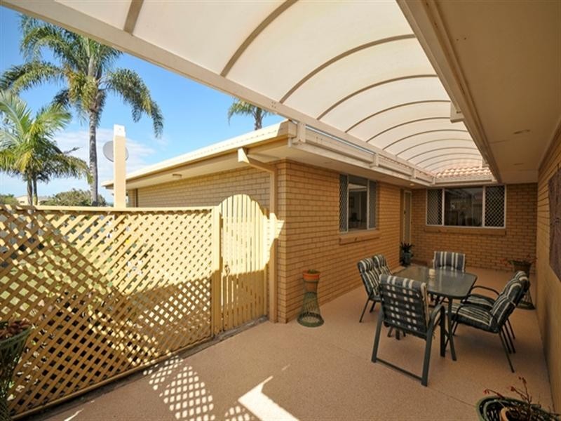 58 Honeyeater Drive, Burleigh Waters QLD 4220