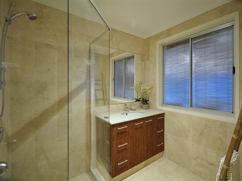 20 Barrier Reef Drive, Mermaid Waters QLD 4218