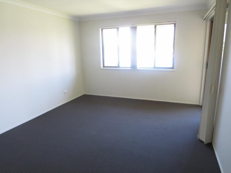 86 Honeyeater Drive, Burleigh Waters QLD 4220