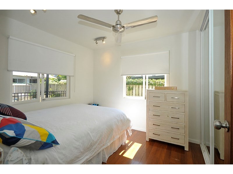 29 Boongala Road, Broadbeach Waters QLD 4218