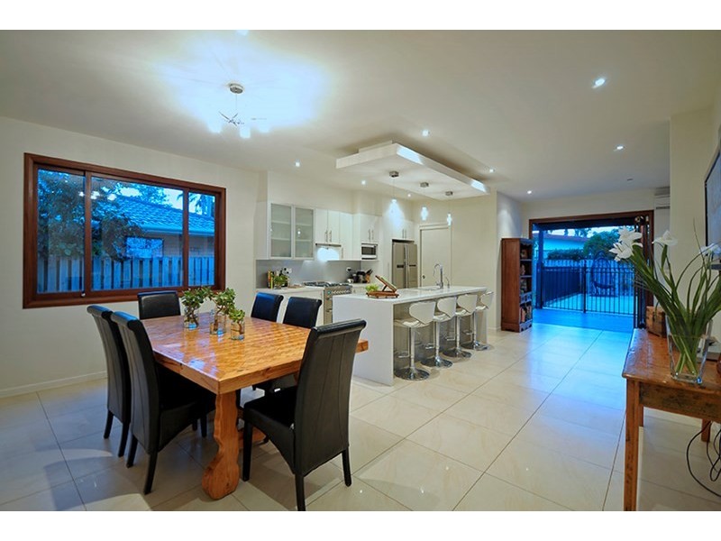 29 Boongala Road, Broadbeach Waters QLD 4218