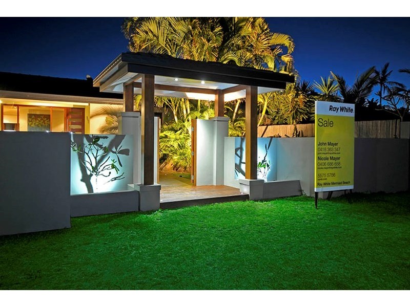29 Boongala Road, Broadbeach Waters QLD 4218