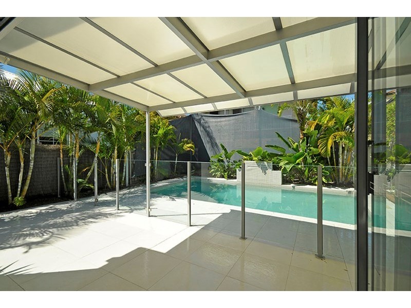 20 William Street, Mermaid Beach QLD 4218