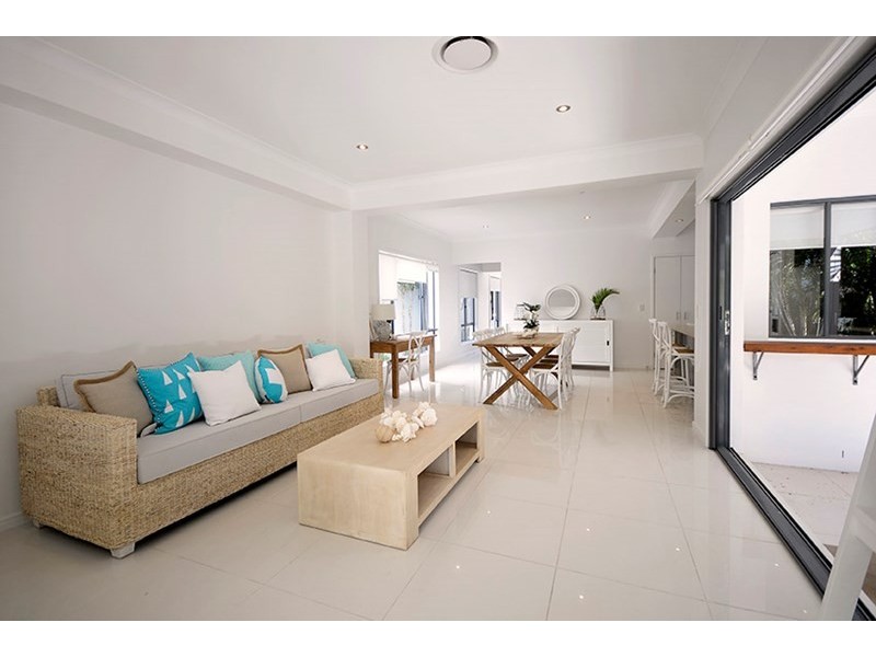 20 William Street, Mermaid Beach QLD 4218