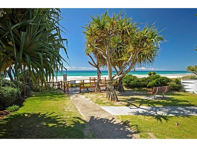 20 William Street, Mermaid Beach QLD 4218
