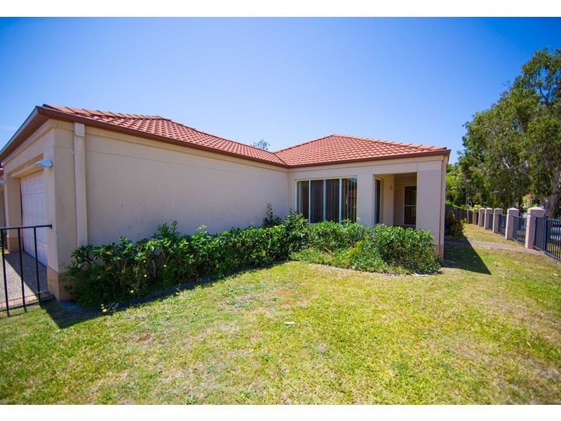 12 Concord Circuit, Robina QLD 4226