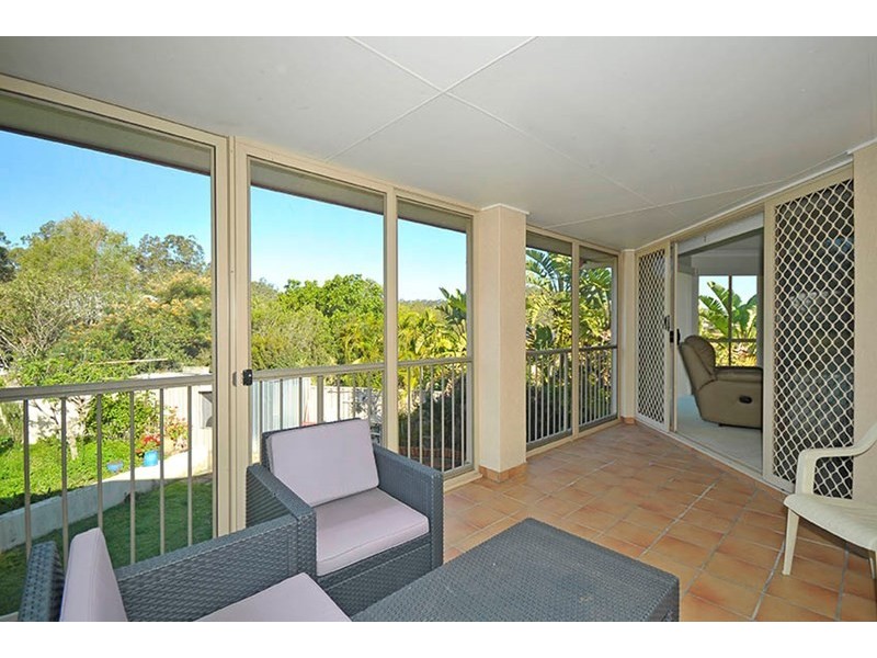 5 Lisa Court, Arundel QLD 4214