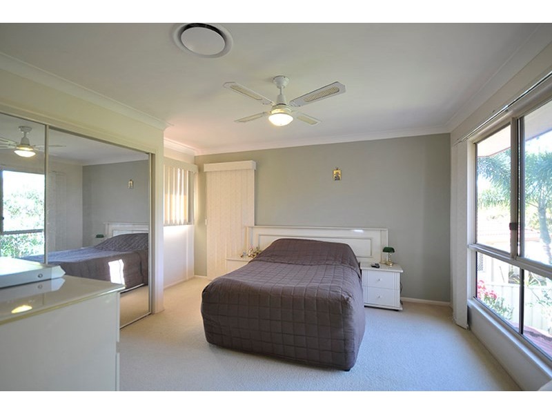 5 Lisa Court, Arundel QLD 4214