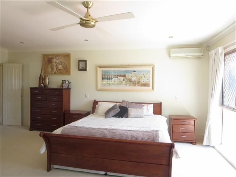 36 Beauty Point Drive, Robina QLD 4226