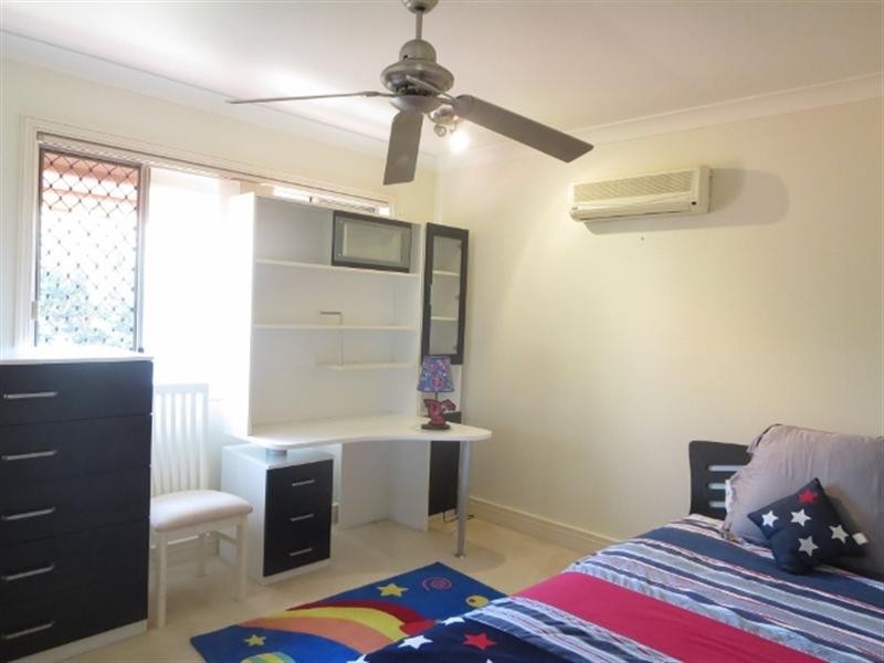 36 Beauty Point Drive, Robina QLD 4226