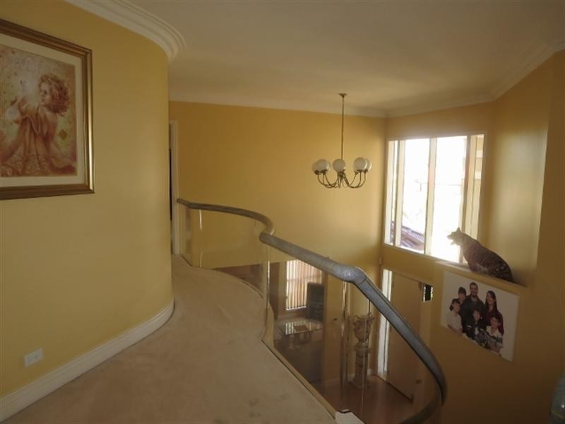 36 Beauty Point Drive, Robina QLD 4226