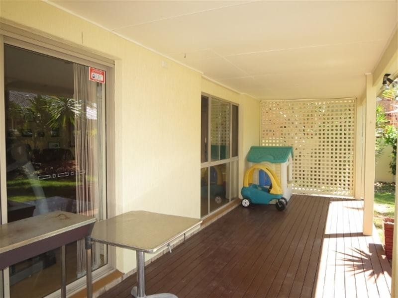 36 Beauty Point Drive, Robina QLD 4226