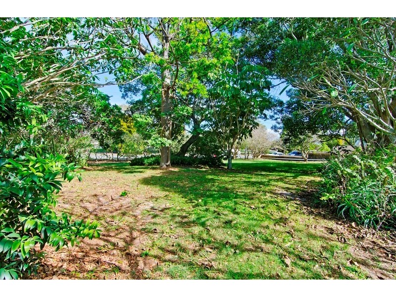 230 Pacific Parade, Bilinga QLD 4225