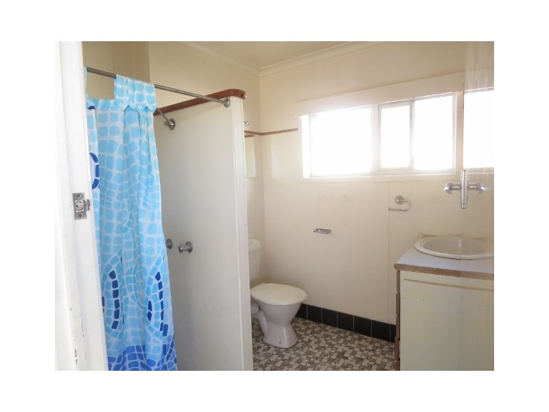 3/2a Archer Street, Bilinga QLD 4225