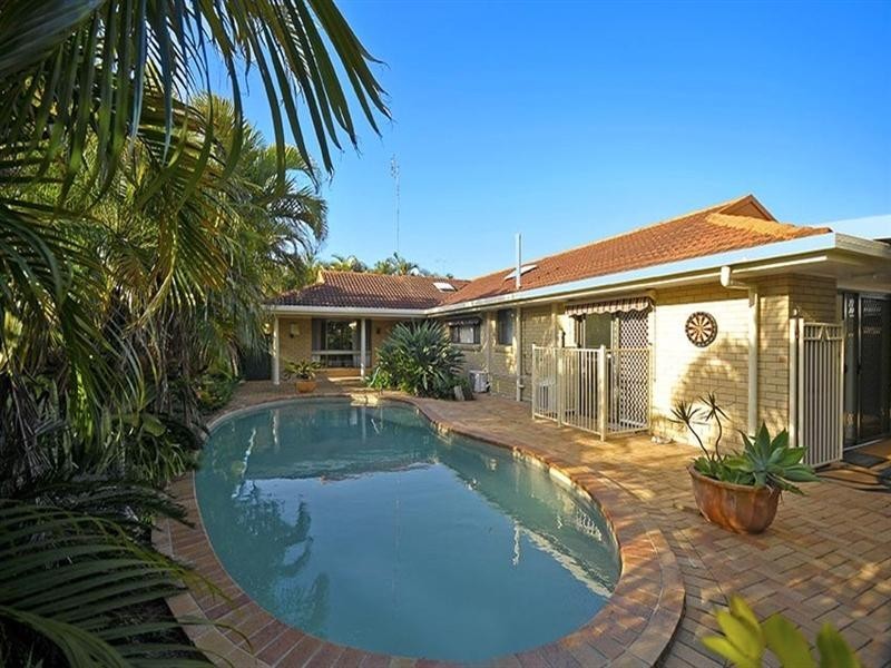 Burleigh Waters QLD 4220