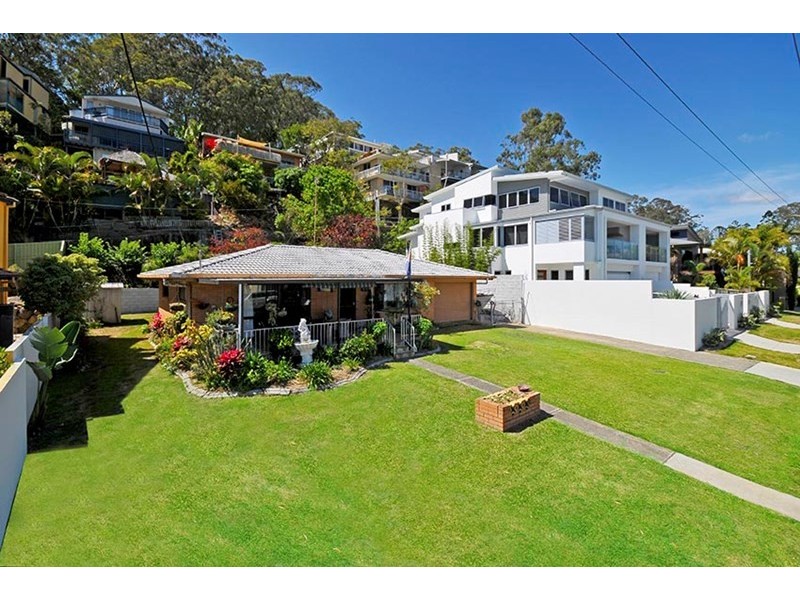 28 Hooper Drive, Currumbin QLD 4223