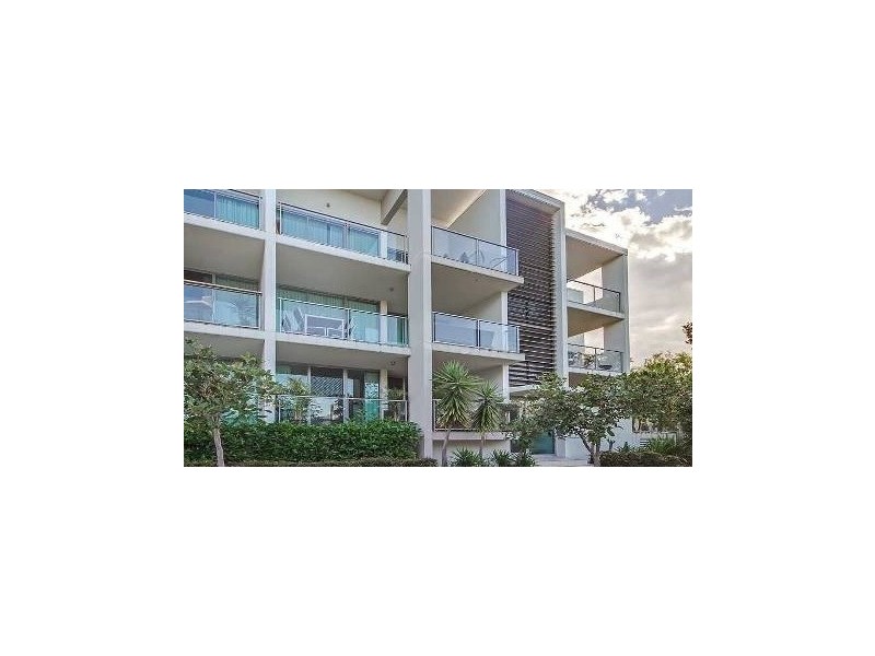 15/2 Gaven Crescent, Mermaid Beach QLD 4218