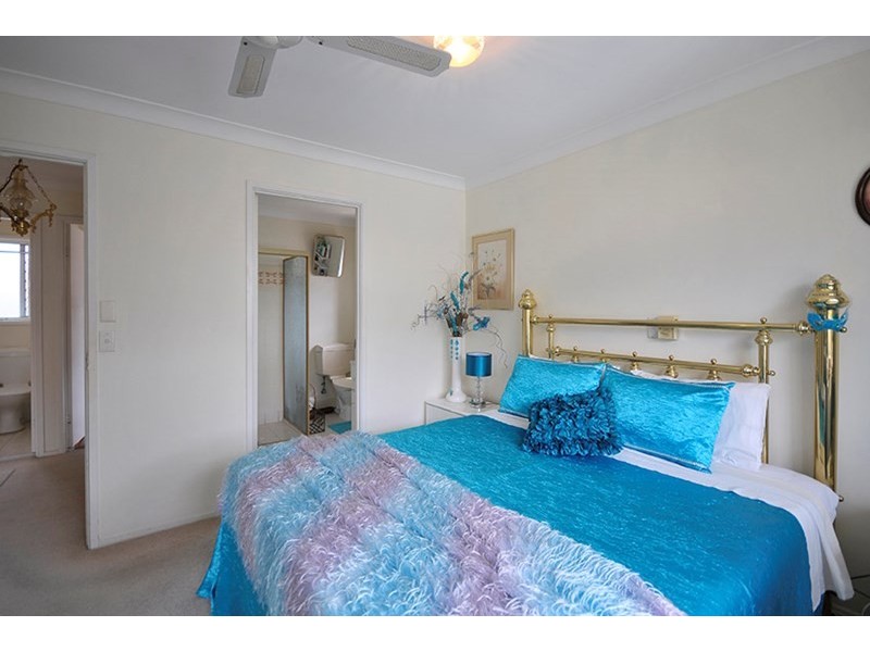 3/131 Sunshine Boulevard, Mermaid Waters QLD 4218