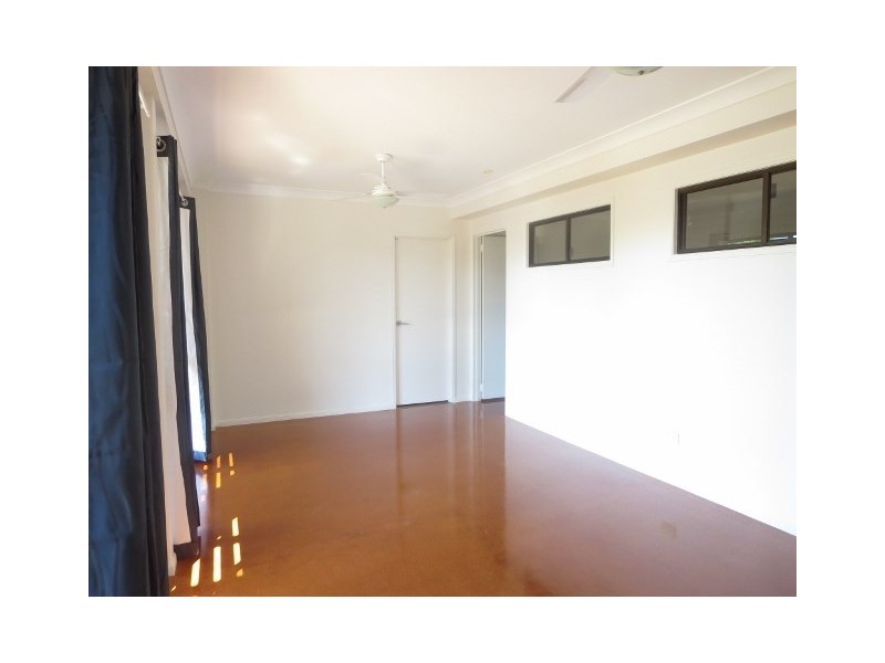 4B Bodalla Place, Tallebudgera QLD 4228