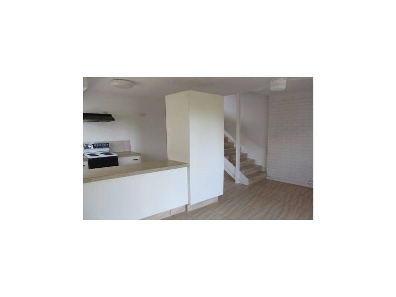 4/28 Duet Drive, Mermaid Waters QLD 4218