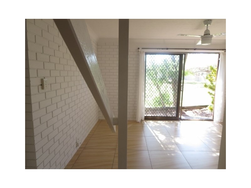 4/28 Duet Drive, Mermaid Waters QLD 4218