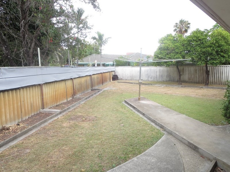 87 Sovereign Drive, Mermaid Waters QLD 4218