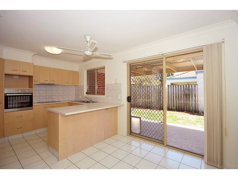 2/21 Belrose Boulevard, Varsity Lakes QLD 4227