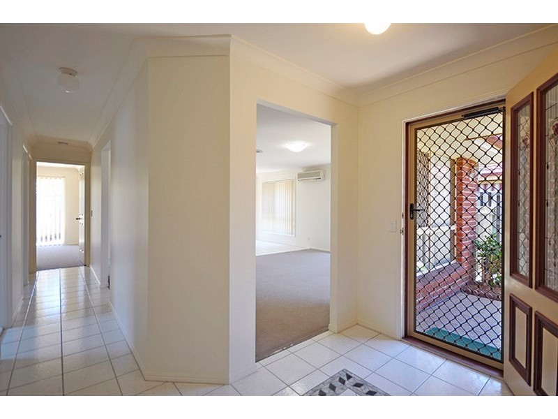 2/21 Belrose Boulevard, Varsity Lakes QLD 4227