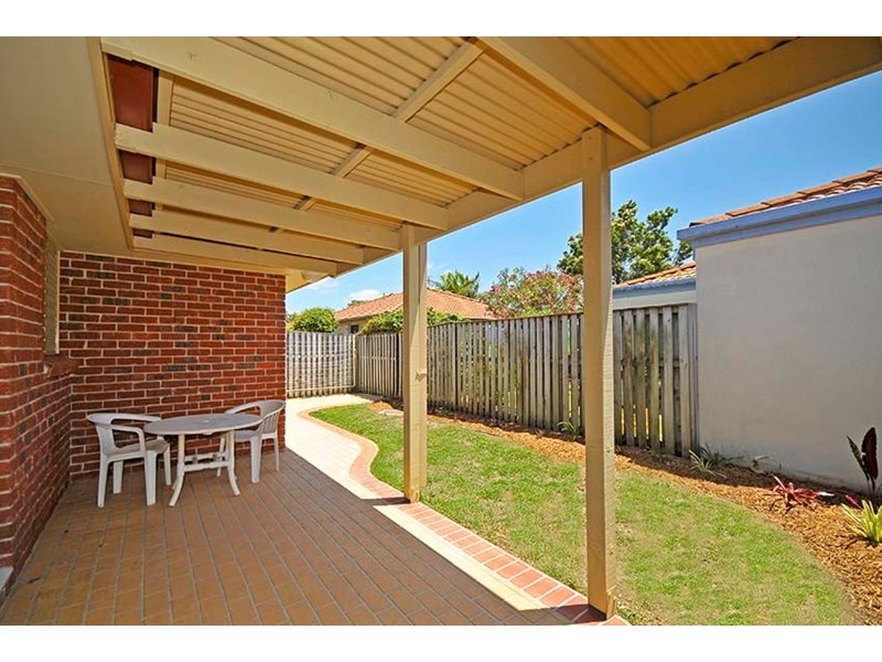 2/21 Belrose Boulevard, Varsity Lakes QLD 4227