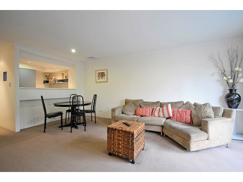 35/16 Diamond Cove 16 Crescent Avenue, Mermaid Beach QLD 4218