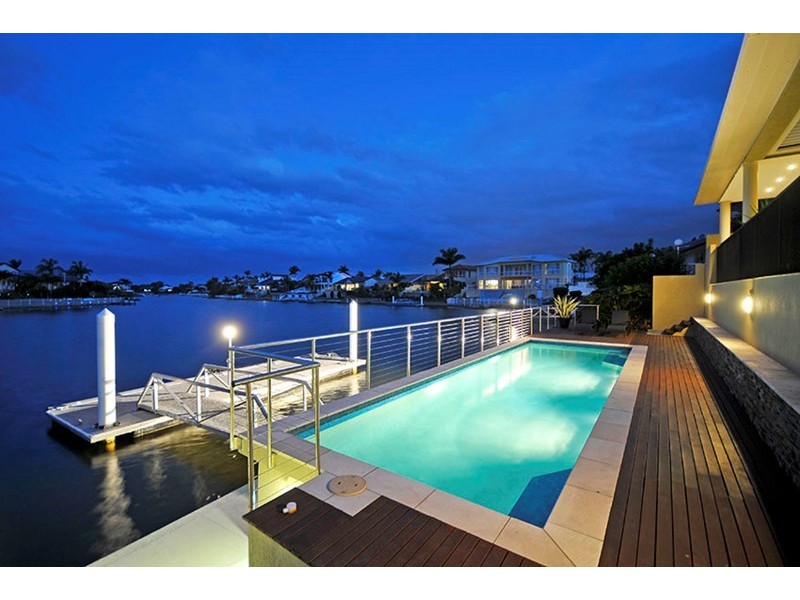 6 Portobello Drive, Mermaid Waters QLD 4218