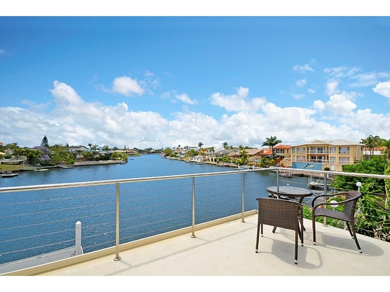 6 Portobello Drive, Mermaid Waters QLD 4218