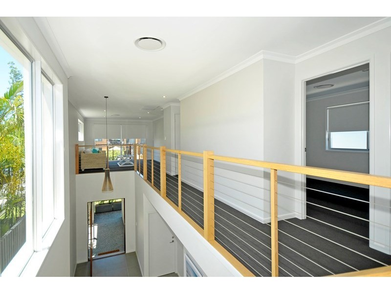 29 Cronulla Avenue, Mermaid Beach QLD 4218