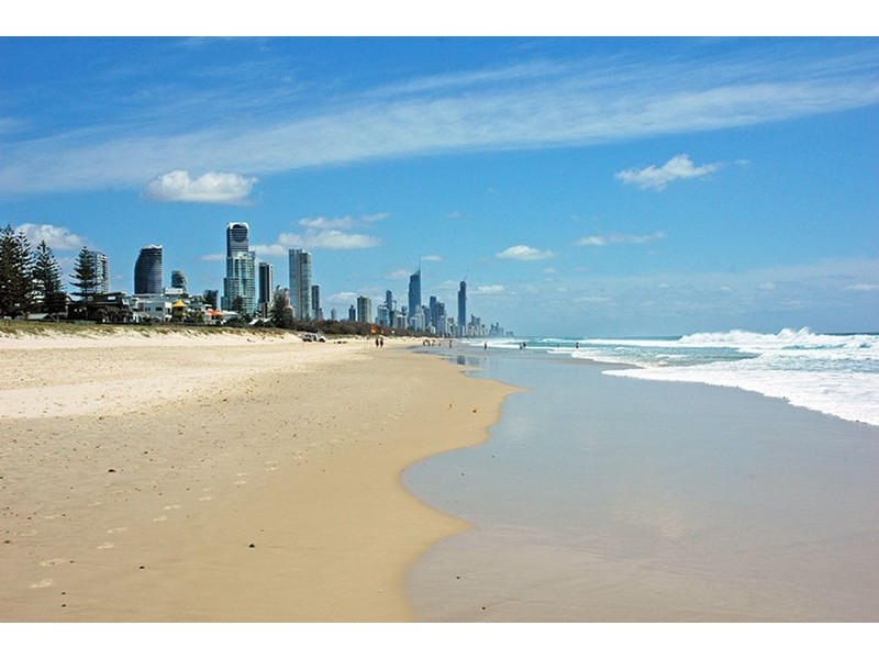 29 Cronulla Avenue, Mermaid Beach QLD 4218