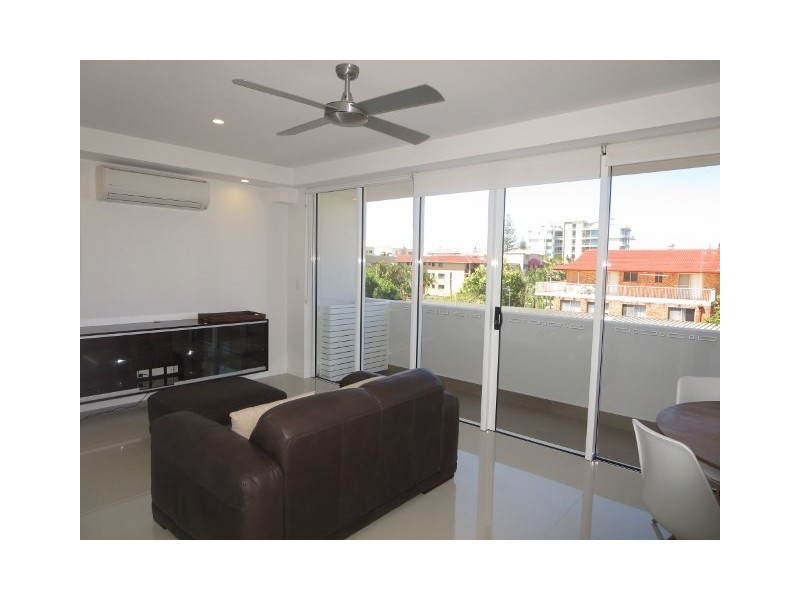 304/46-48 Peerless Avenue, Mermaid Beach QLD 4218