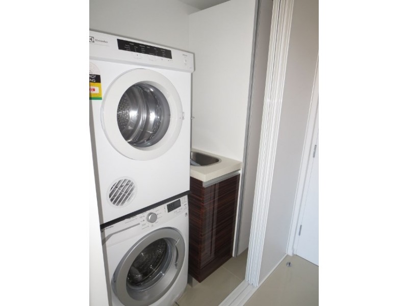 304/46-48 Peerless Avenue, Mermaid Beach QLD 4218