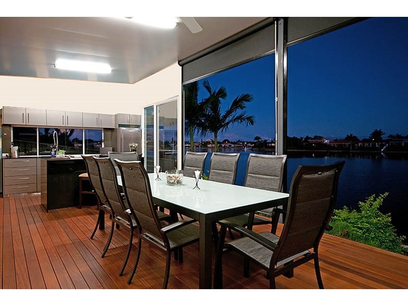 7 Salacia Avenue, Mermaid Waters QLD 4218