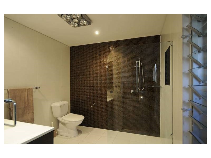 9 Bardon Avenue, Miami QLD 4220