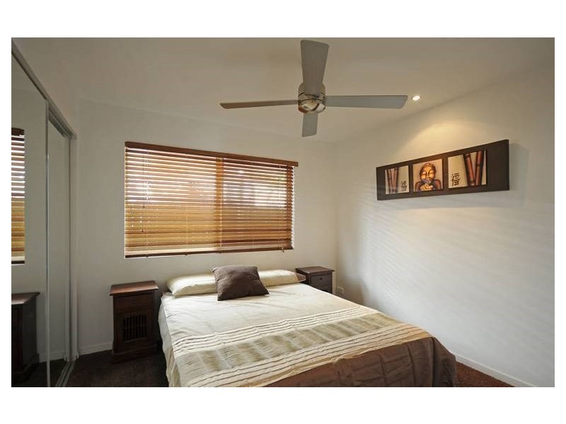 9 Bardon Avenue, Miami QLD 4220