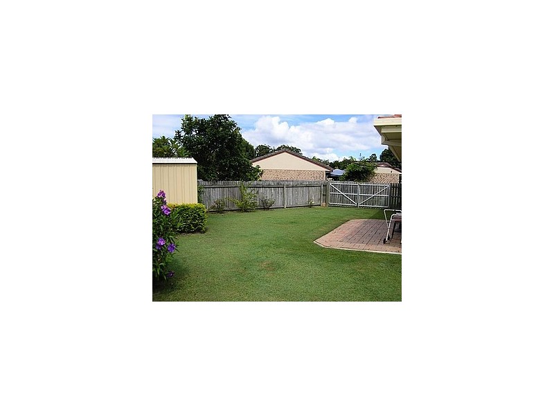 5 Greenlands Drive, Varsity Lakes QLD 4227