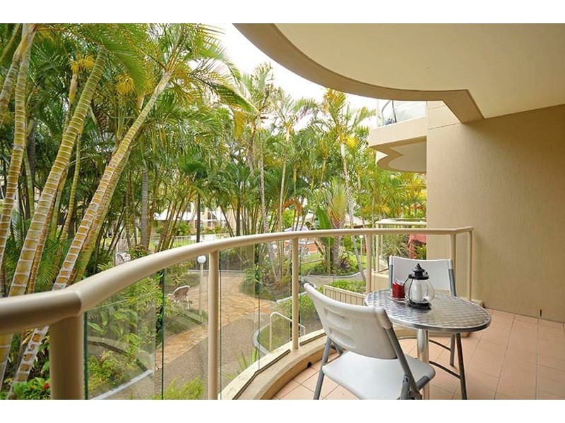 26/15 Santa Monica Road, Miami QLD 4220