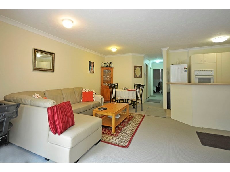 26/15 Santa Monica Road, Miami QLD 4220