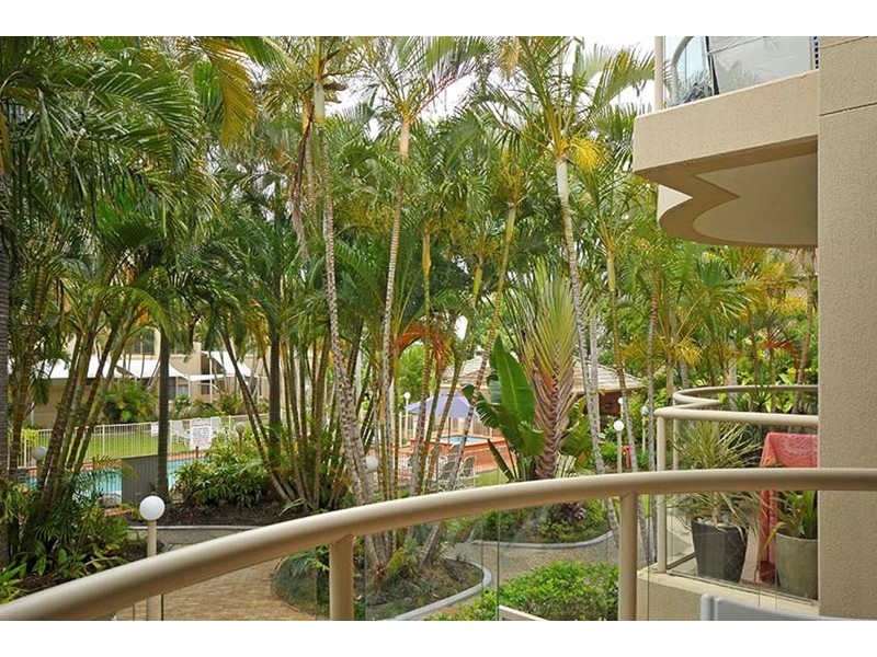 26/15 Santa Monica Road, Miami QLD 4220