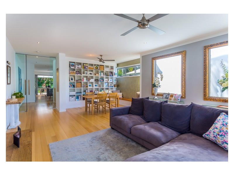 2/56 Teemangum Street, Currumbin QLD 4223