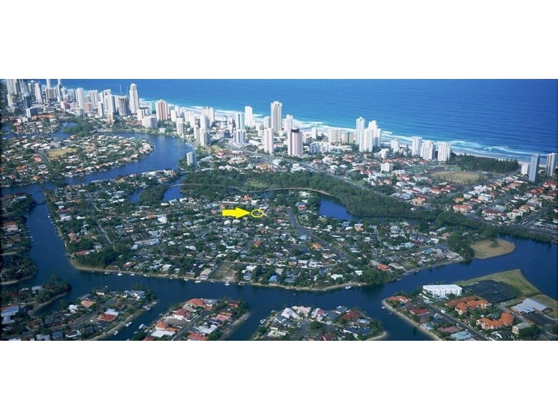 34 Boongala Road, Broadbeach Waters QLD 4218
