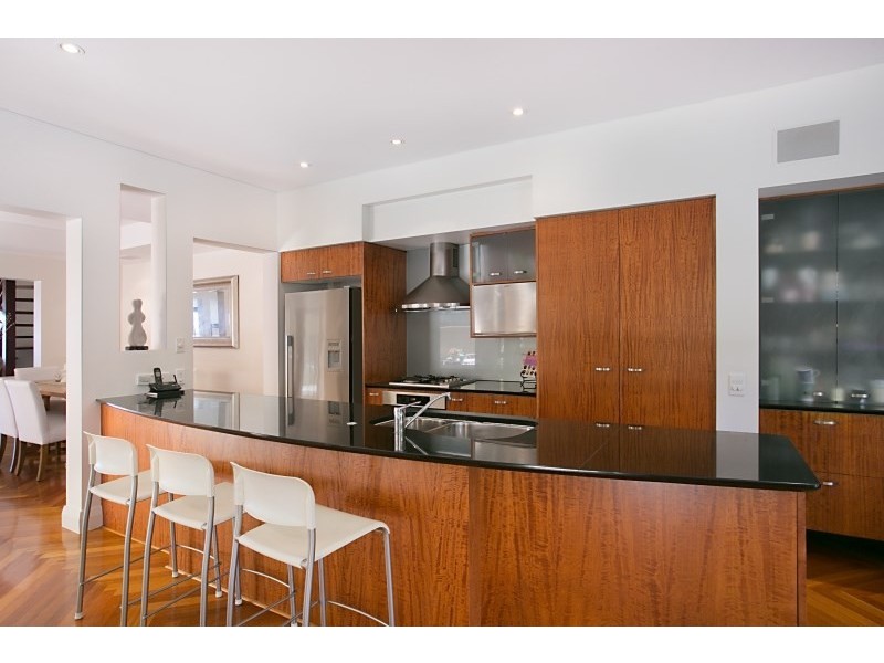 134A Marine Parade, Nobby Beach QLD 4218