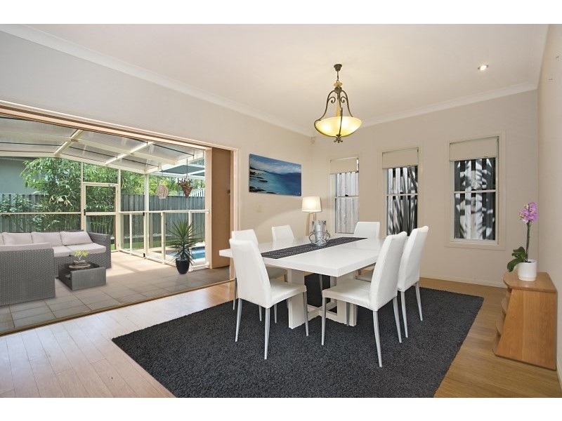 4 Valbonne Avenue, Varsity Lakes QLD 4227